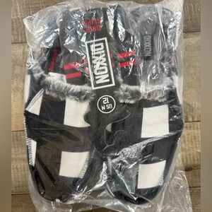 Dixxon Black and White Drip Slippers